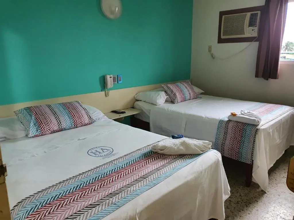 Double Room with Two Double Beds - Hotel Atlantico